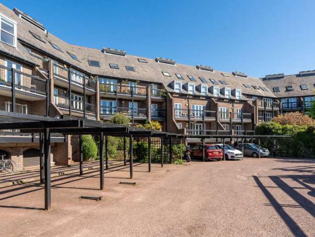 Flat for sale in St Ebbes, The Slade