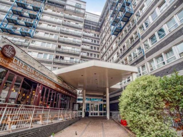 Flat for sale in Callis Yard, Greater London