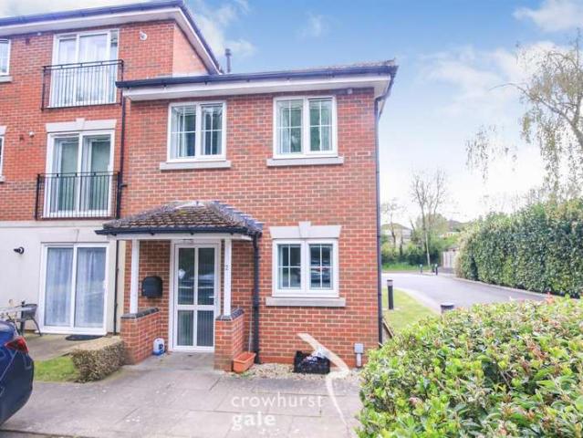 Flat for sale in Houlton, New Bilton