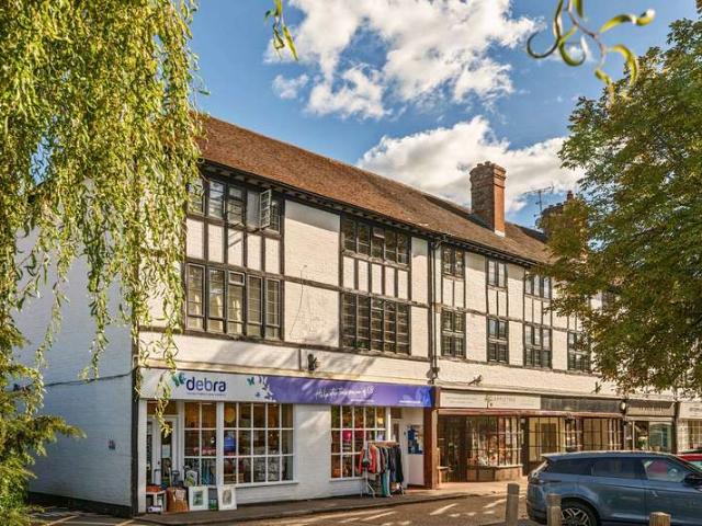 Flat for sale in East Horsley, Guildford