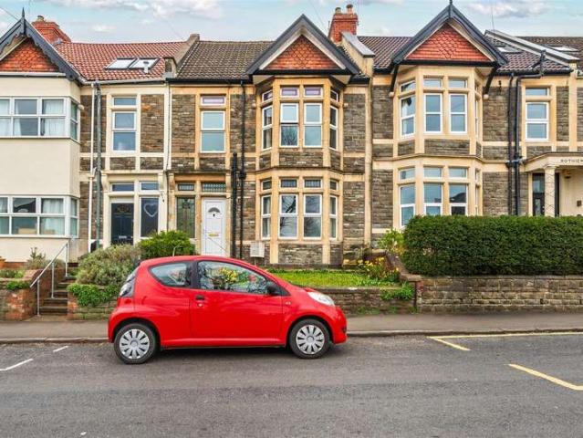 Flat for sale in Feckenham, City Of Bristol