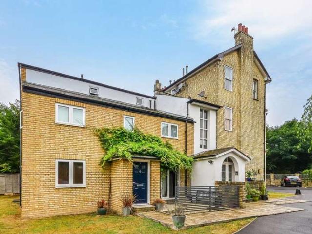 Flat for sale in Anerley, Crystal Palace Flat for sale in Anerley, Crystal Palace