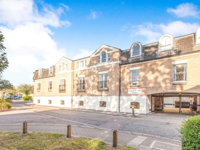 Flat for sale in The Kite, Arbury