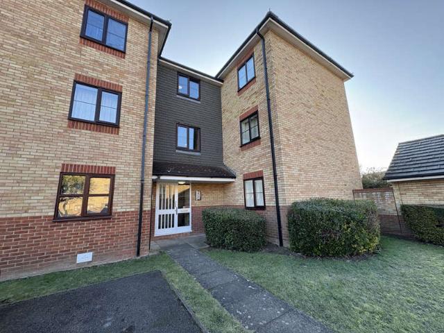 Flat for sale in Arrington, Cambridgeshire