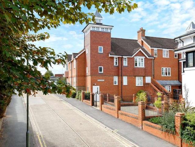 Flat for sale in Rose Hill, Mole Valley
