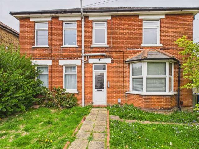 Flat for sale in Westborough, Surrey