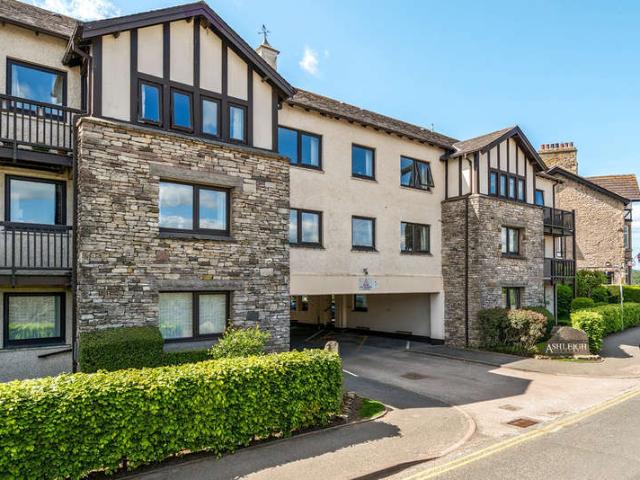 Flat for sale in Arnside