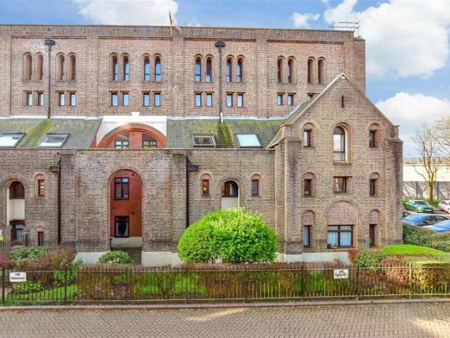 Flat for sale in Tipner, City Of Portsmouth