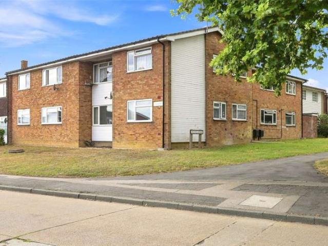 Flat for sale in Galleywood, Chelmsford