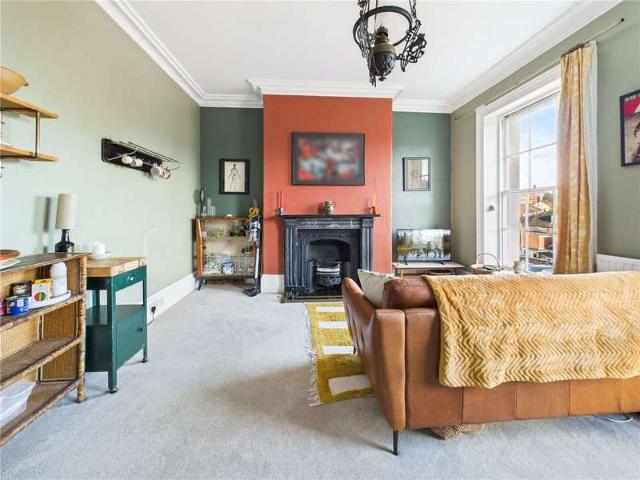 Flat for sale in St Leonards, Watergate