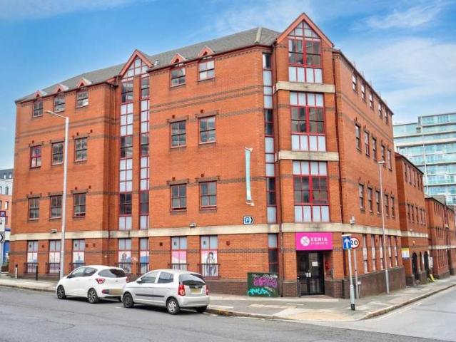 Flat for sale in St Ann's, Haddon
