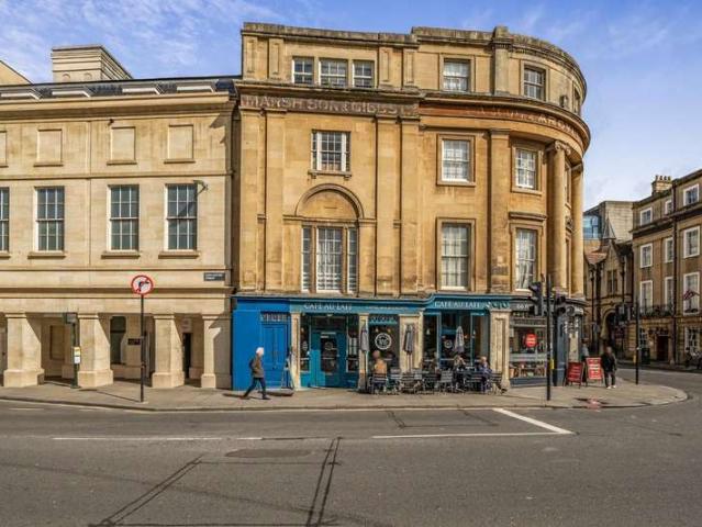Flat for sale in Widcombe, Bath