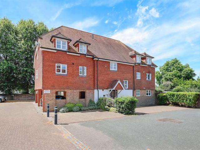 Flat for sale in South Park, Red Hill