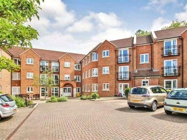 Flat for sale in Blackwell, Perryfields