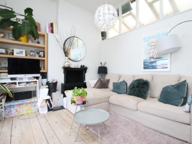 Apartment for rent in Chalk Farm, Greater London