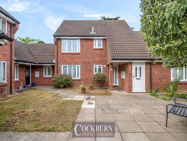 Flat for sale in Middle Park, Greater London