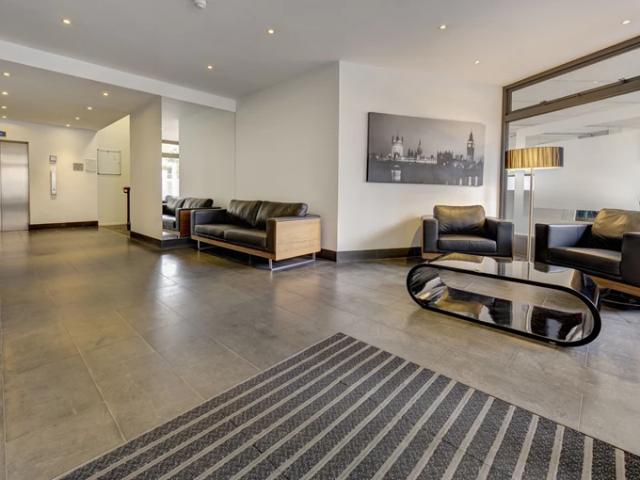 Apartment for rent in Covent Garden, Victoria