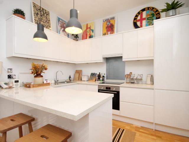 Apartment for rent in Chalk Farm, Greater London