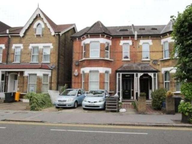 Flat for rent in Croydon, Broad Green