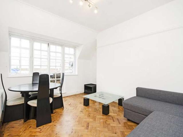 Flat for rent in Hampstead Garden Suburb, Hampstead Garden Suburb