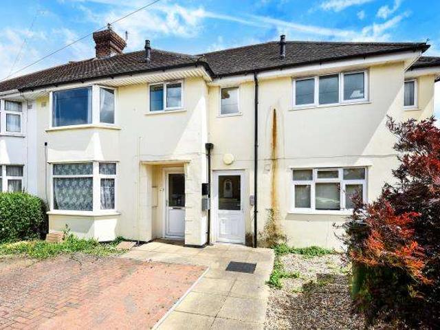 Flat for sale in The Slade, Oxfordshire