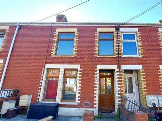 Flat for rent in Kenfig Hill, Wales