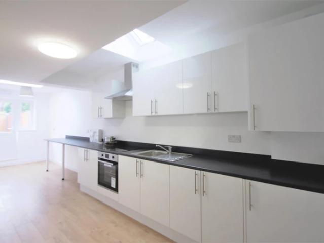 Apartment for rent in Dollis Hill, Greater London