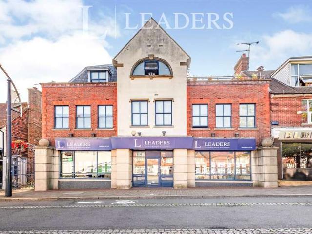 Flat for sale in Glynde, West Sussex