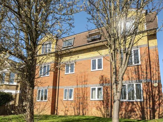Flat for sale in New Barnet, Isle Of Man