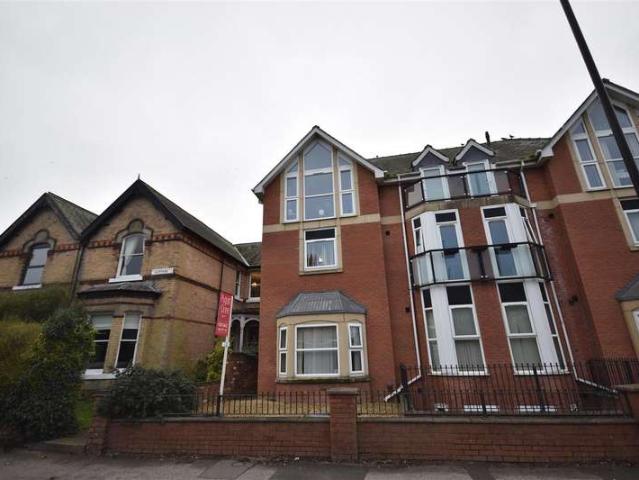 Flat for sale in Lincoln, St Catherines