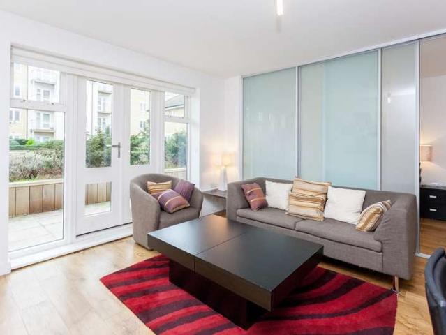 Flat for sale in West Drayton, Greater London