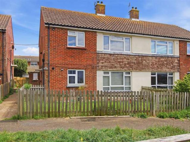 Flat for sale in Seaford, Iford
