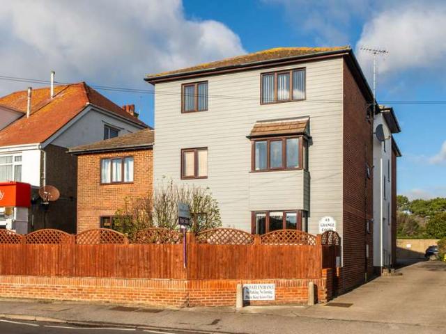 Flat for sale in Clapham, West Sussex