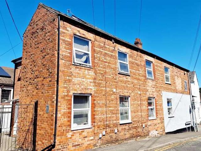 Flat for rent in Middlewich