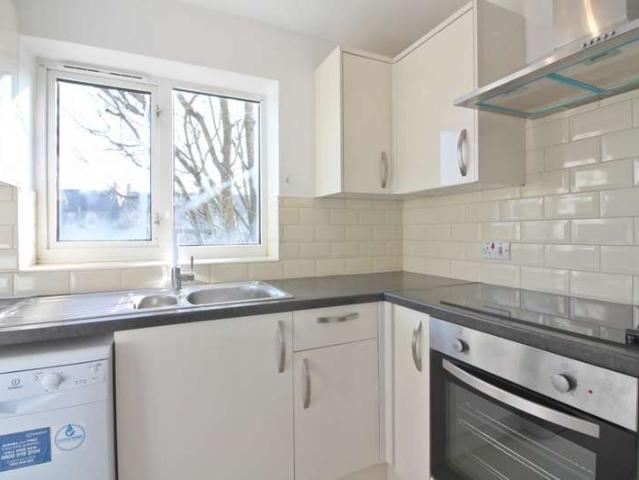 Flat for rent in London Borough of Hillingdon, Greater London