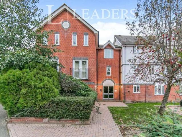 Flat for sale in Fordham Heath, Essex