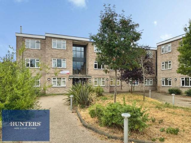 Flat for sale in Loundsley Green, East Midlands