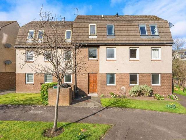Flat for sale in Canonmills, Scotland