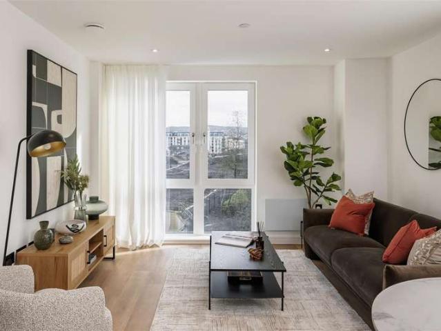 Flat for rent in East Twerton, Dulcote