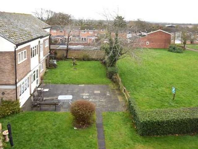 Flat for sale in Galleywood, Chelmsford