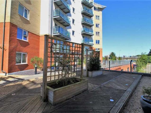 Flat for sale in Maidenhall, Ipswich