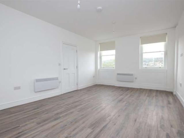 Flat for rent in Dulcote, Bath And North East Somerset