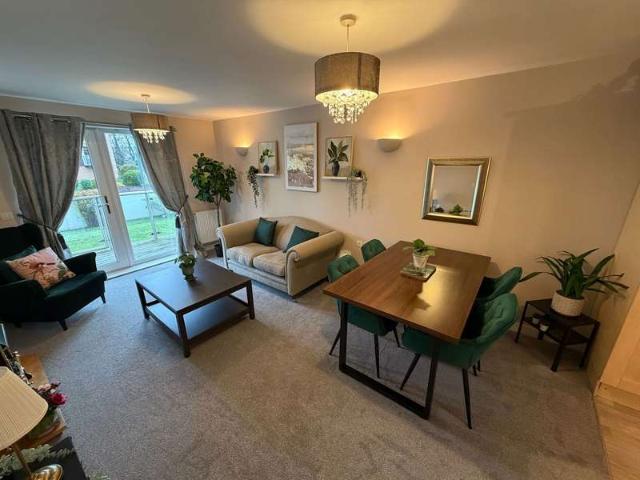 Flat for sale in Livermead
