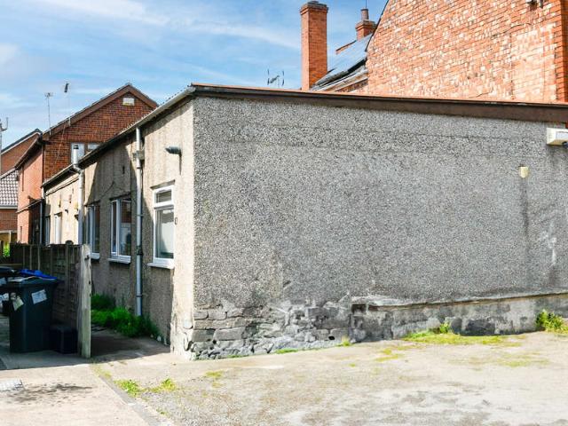 Flat for sale in Moorends, South Yorkshire