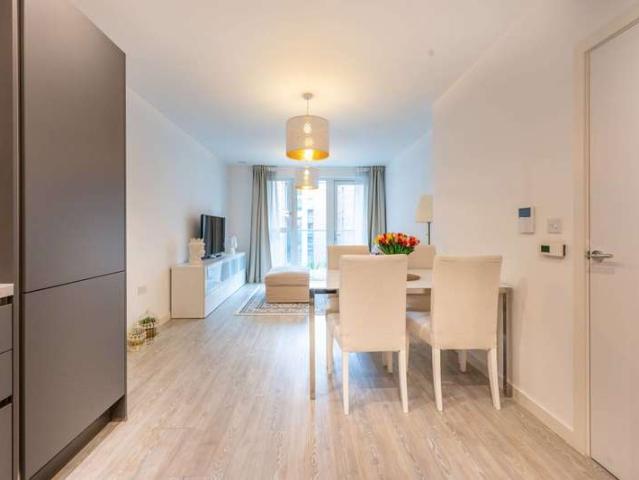 Flat for sale in Upton Park, Upton Park