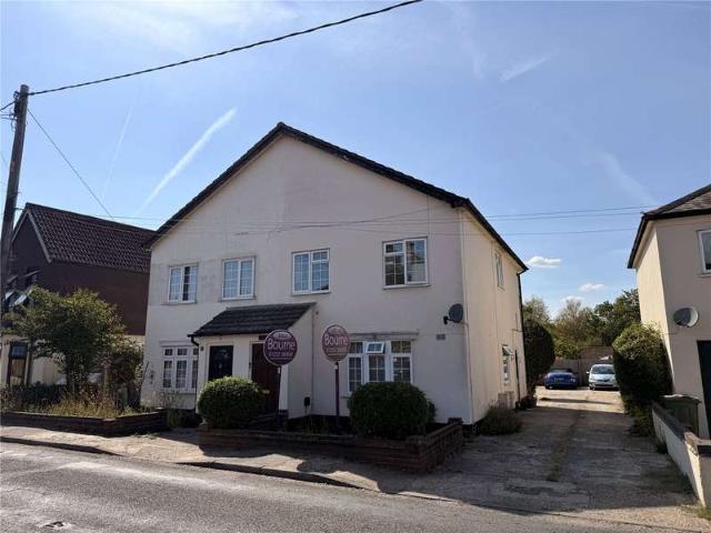 Flat for sale in Westborough, Surrey