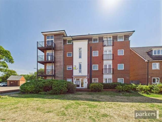 Flat for sale in Newtown, Reading