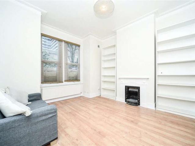 Flat for sale in Hammersmith, Greater London