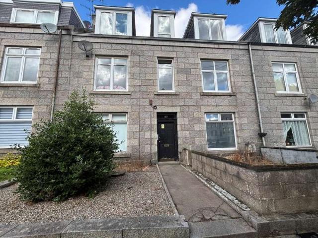 Flat for sale in Ashley, Ballindoch