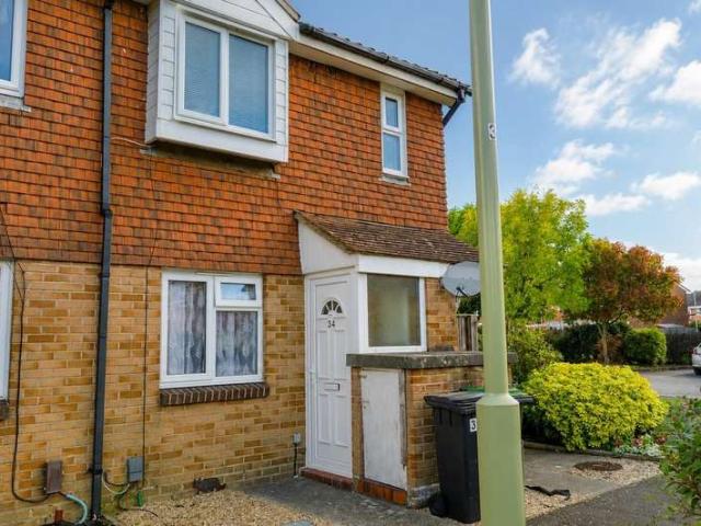Flat for rent in Lee-on-the-Solent, Middlecroft
